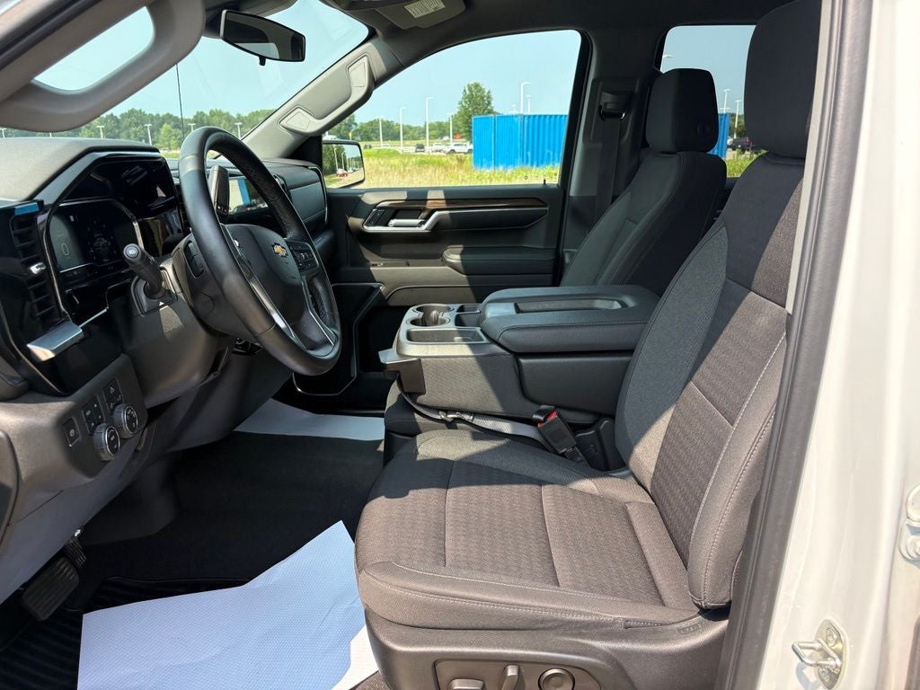 2023 Chevrolet Silverado 1500 LT LT1