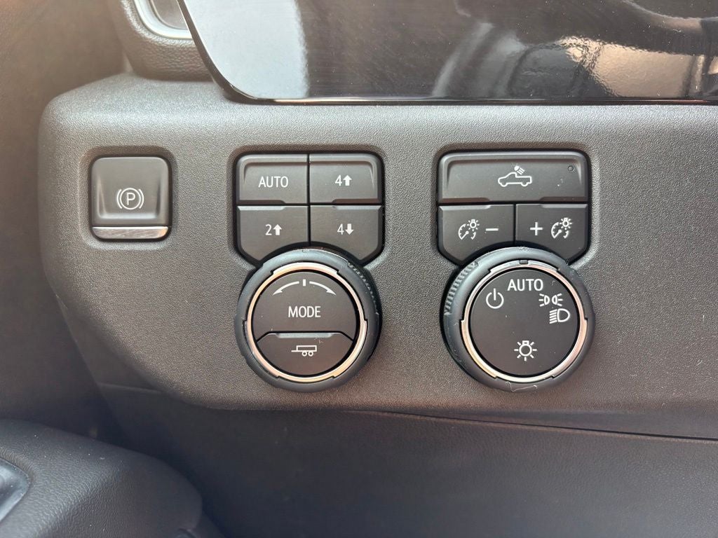 2023 Chevrolet Silverado 1500 LT LT1