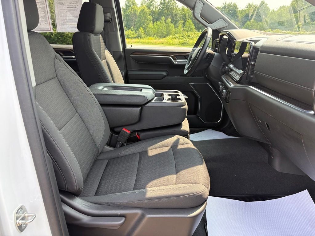 2023 Chevrolet Silverado 1500 LT LT1