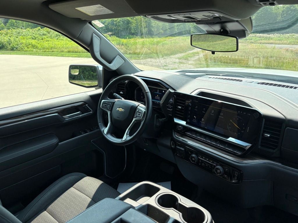 2023 Chevrolet Silverado 1500 LT LT1