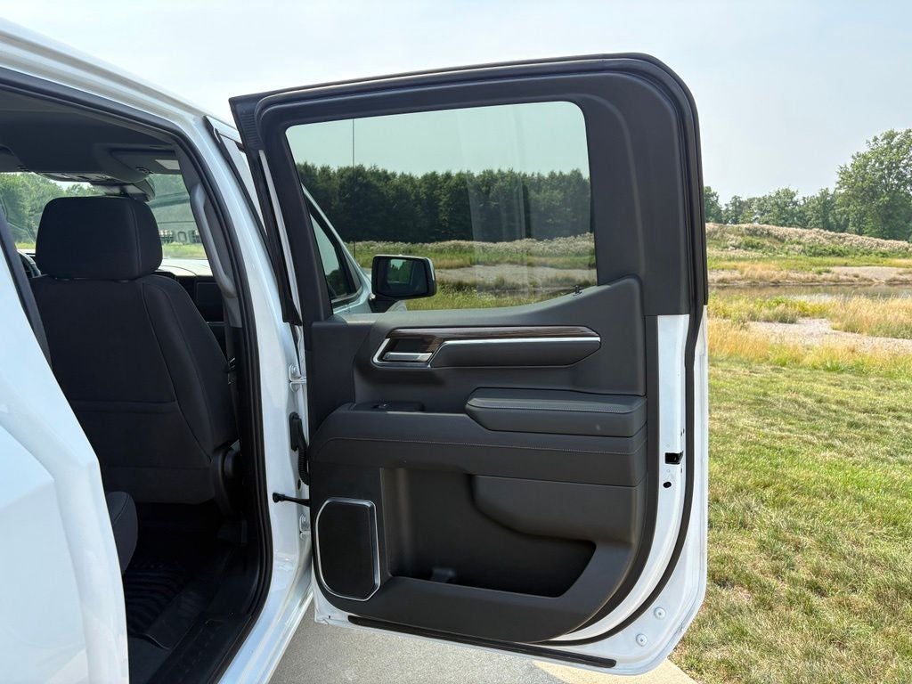 2023 Chevrolet Silverado 1500 LT LT1