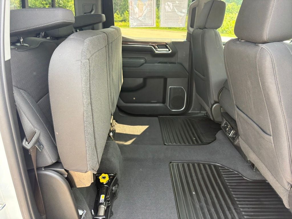 2023 Chevrolet Silverado 1500 LT LT1