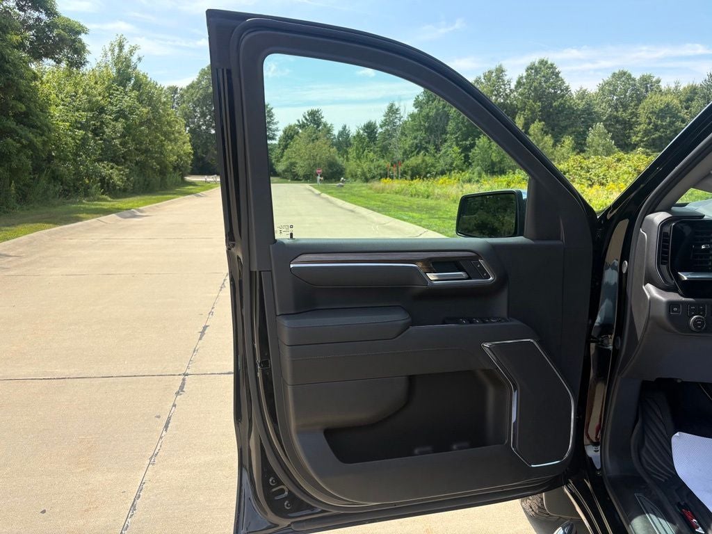2026 Chevrolet Silverado 1500 LT LT1
