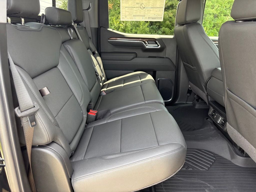 2026 Chevrolet Silverado 1500 LT LT1