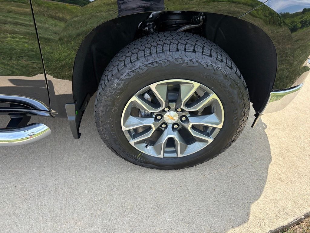 2026 Chevrolet Silverado 1500 LT LT1