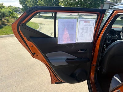 2023 Nissan Kicks SR