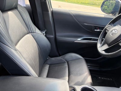 2021 Toyota Venza Limited