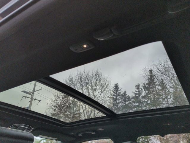 2023 Jeep Grand Wagoneer L Base