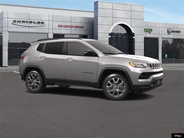 2023 Jeep Compass Latitude Lux