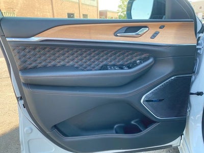 2024 Jeep Grand Cherokee Summit Reserve