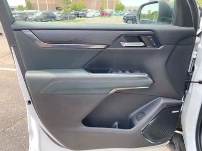 2024 GMC Acadia AT4