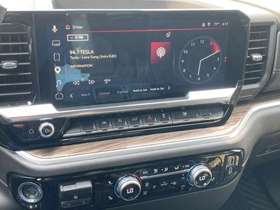 2025 GMC Sierra 1500 Elevation