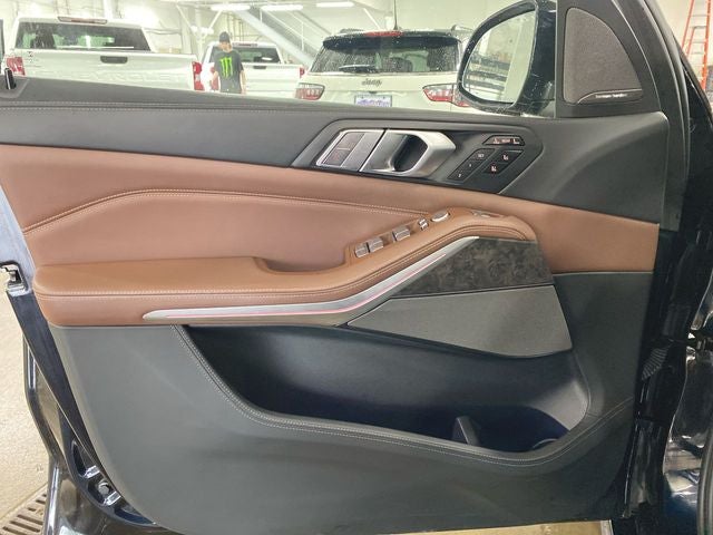 2020 BMW X7 M50i