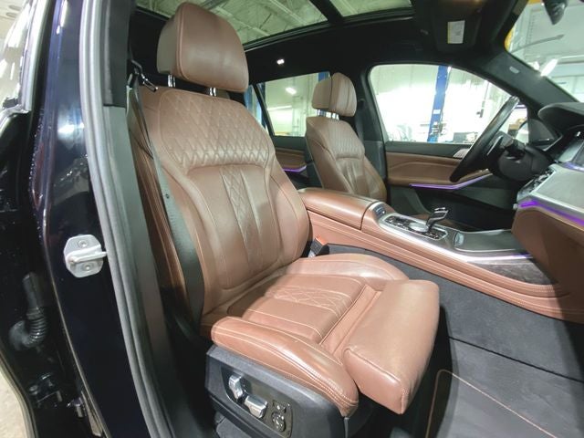 2020 BMW X7 M50i