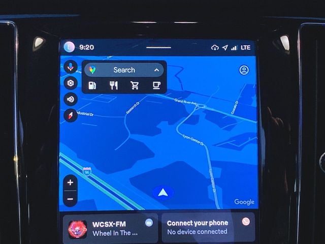 2024 Volvo S60 B5 Core Dark Theme