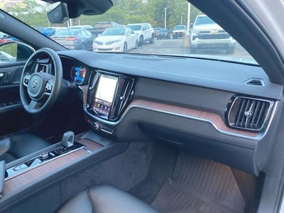2023 Volvo S60 B5 Plus Black Edition