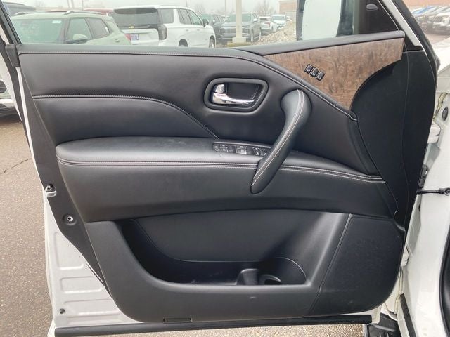 2022 INFINITI QX80 LUXE