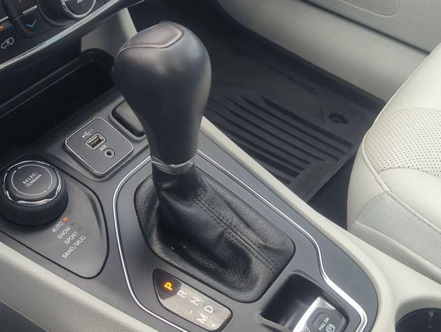 2022 Jeep Cherokee Latitude Lux 4x4