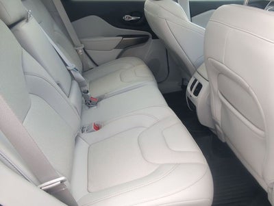 2022 Jeep Cherokee Latitude Lux 4x4