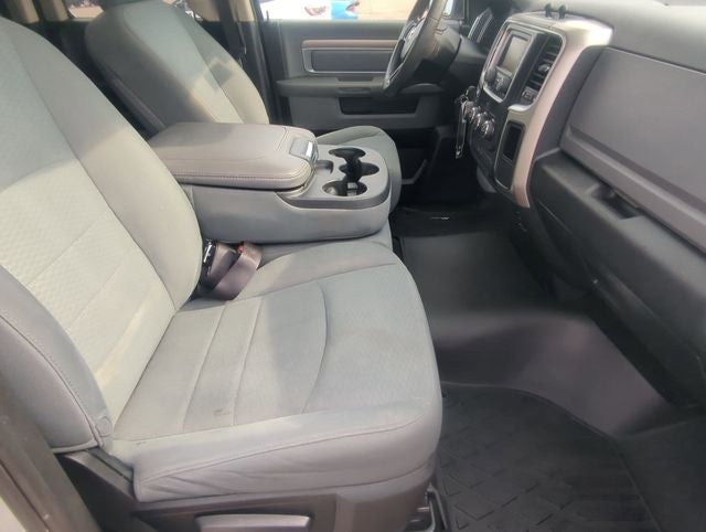 2017 RAM 1500 SLT Quad Cab 4x4 6'4' Box