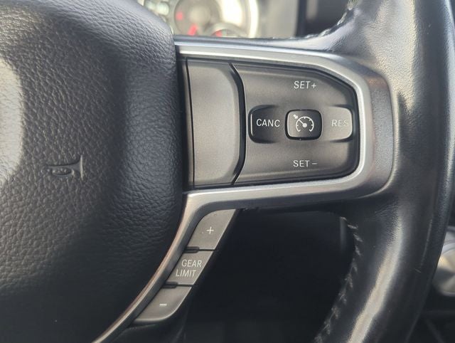 2021 RAM 1500 Laramie Crew Cab 4x4 5'7' Box