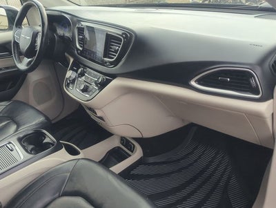 2020 Chrysler Pacifica Touring L Plus