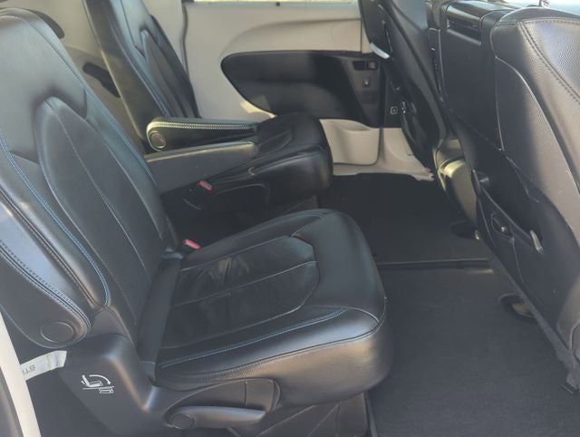 2021 Chrysler Pacifica Touring L AWD