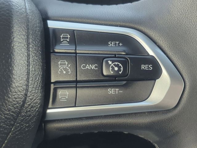 2023 Jeep Compass Latitude Lux FWD