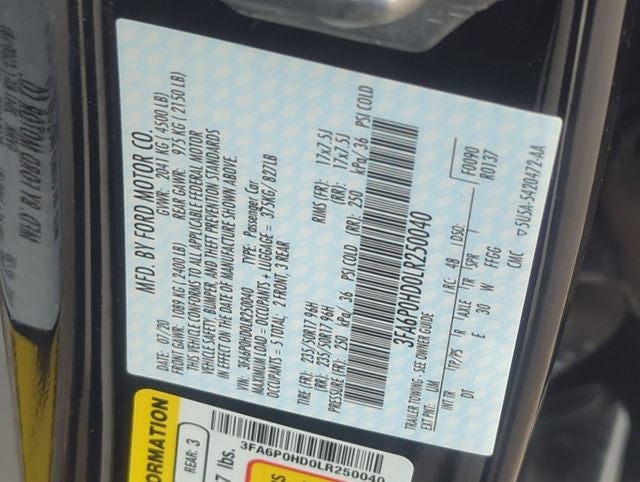 2020 Ford Fusion SE