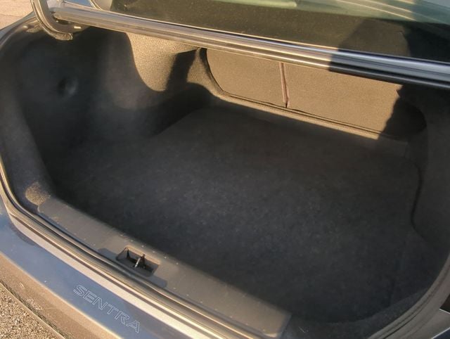 2022 Nissan Sentra SR Xtronic CVT