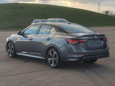 2022 Nissan Sentra SR Xtronic CVT