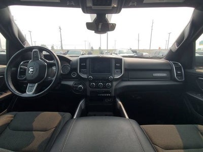 2020 RAM 1500 Big Horn Crew Cab 4x4 5'7" Box