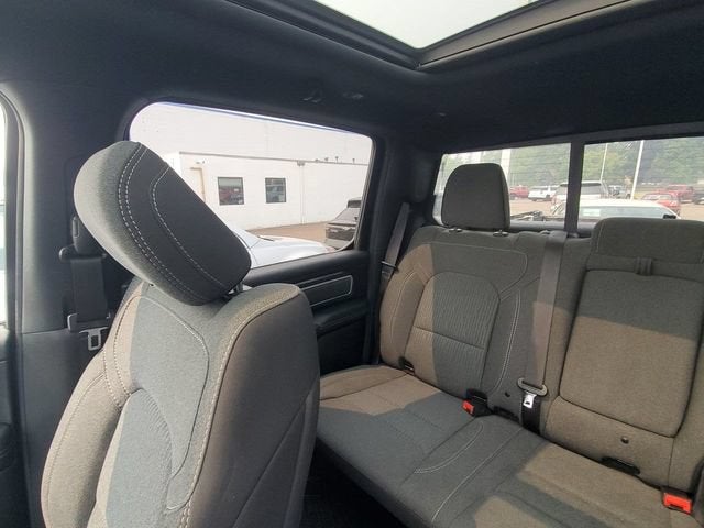 2020 RAM 1500 Big Horn Crew Cab 4x4 5'7" Box