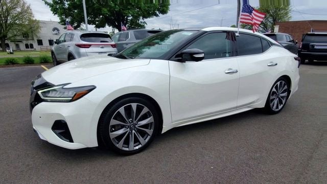 2023 Nissan Maxima Platinum