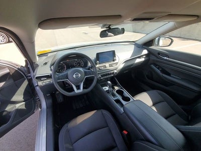 2021 Nissan Altima SV FWD