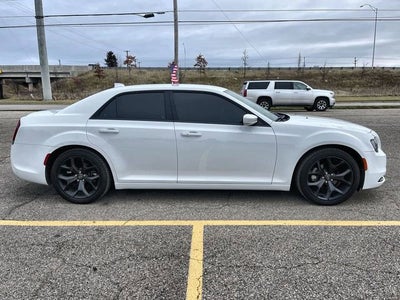2021 Chrysler 300 300S