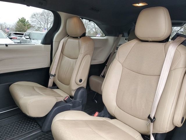 2021 Toyota Sienna XLE