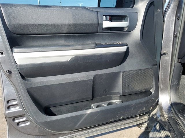 2018 Toyota Tundra SR5 5.7L V8