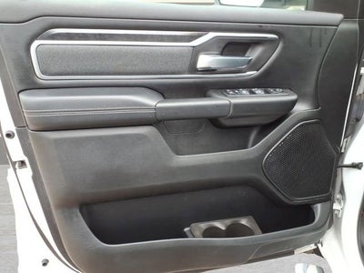 2019 RAM 1500 Big Horn/Lone Star Crew Cab 4x4 5'7" Box