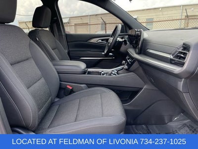 2024 Chevrolet Traverse LS
