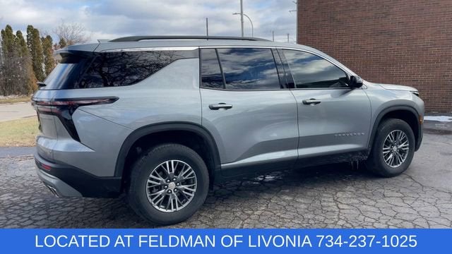 2024 Chevrolet Traverse LT