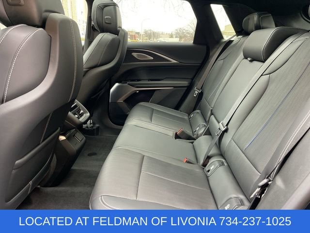 2024 Cadillac LYRIQ Sport 3