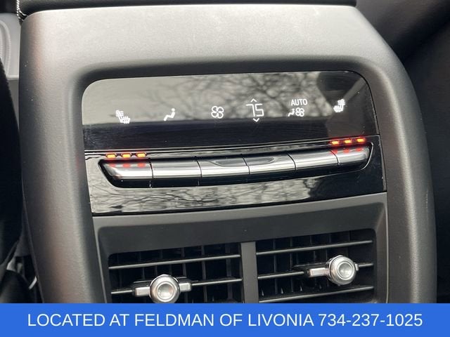 2024 Cadillac LYRIQ Sport 3