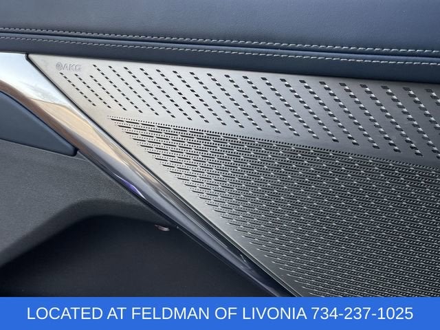 2025 Cadillac ESCALADE IQ Luxury 2