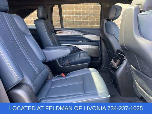 2025 Cadillac ESCALADE IQ Luxury 2