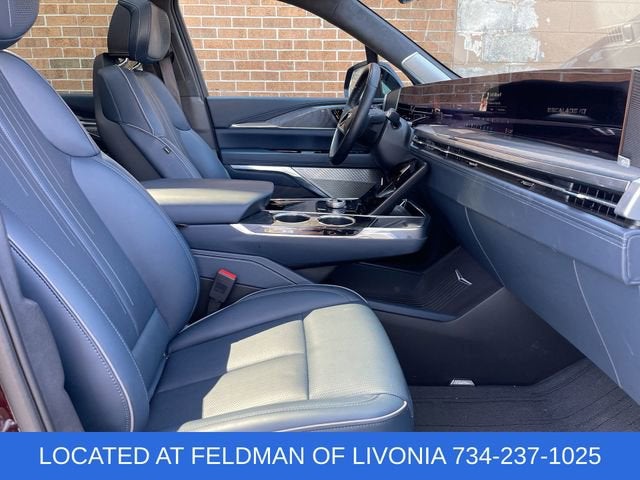 2025 Cadillac ESCALADE IQ Luxury 2