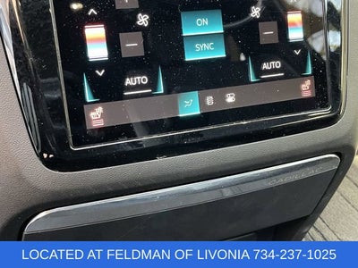 2025 Cadillac ESCALADE IQ Luxury 2