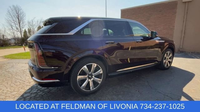 2025 Cadillac ESCALADE IQ Luxury 2