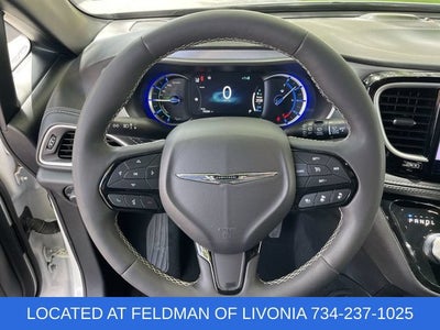 2024 Chrysler Pacifica Hybrid S Appearance Pkg