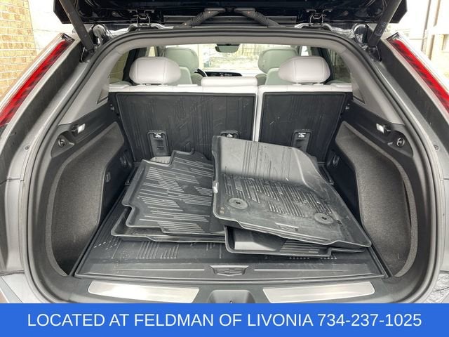 2025 Cadillac OPTIQ Luxury 1